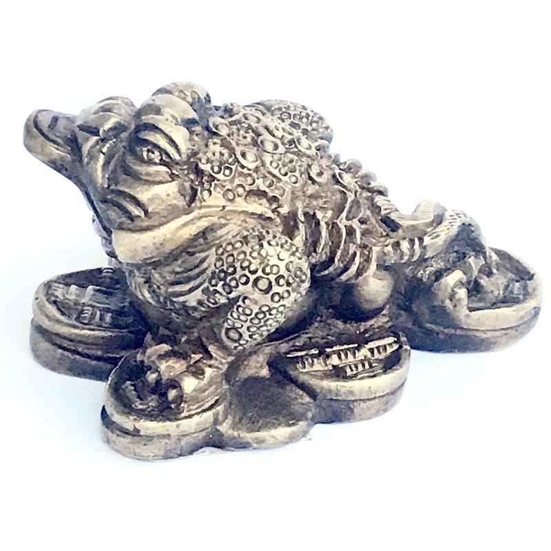 Glücksbringer dreibeinige Kröte auf Münzen Feng Shui Figur rote Steine 15cm 